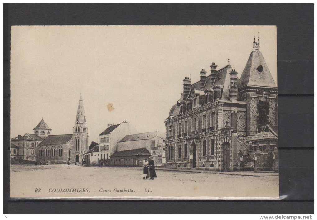 77 - Coulommiers - Cours Gambetta