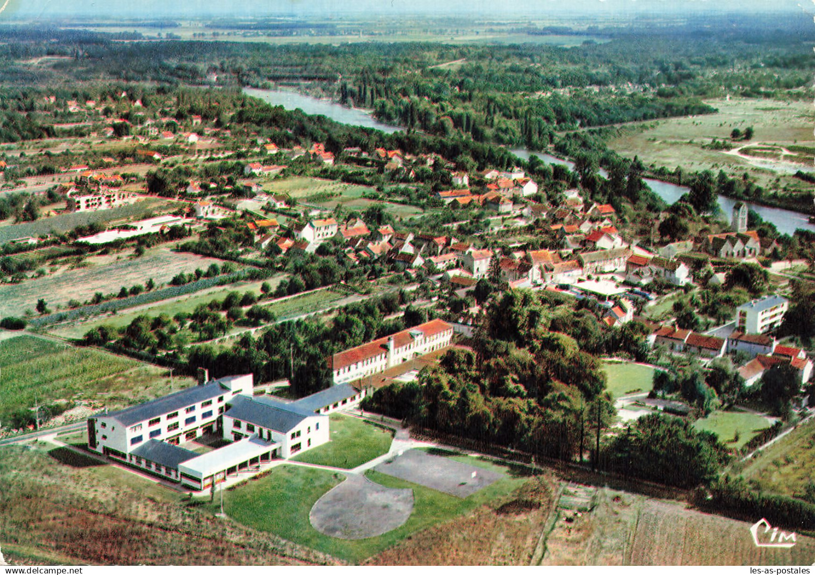 77 SAINT FARGEAU PONTHIERRY