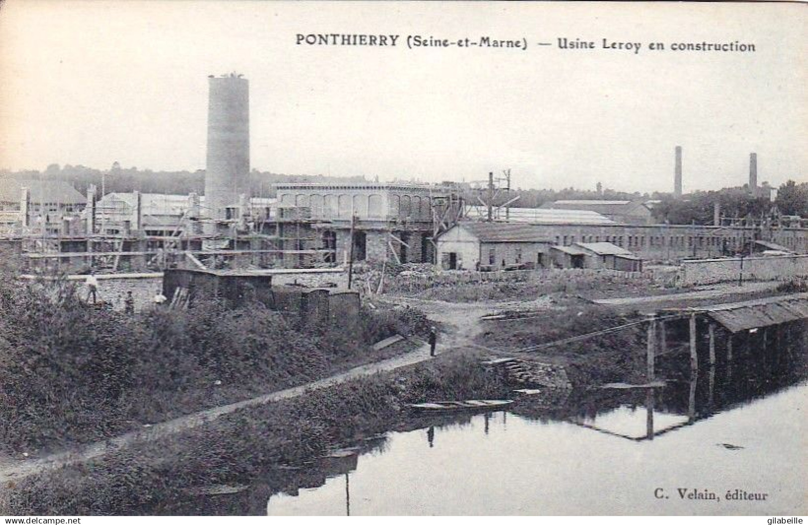 77 - Saint-Fargeau-Ponthierry - PONTHIERRY - usine Leroy en construction