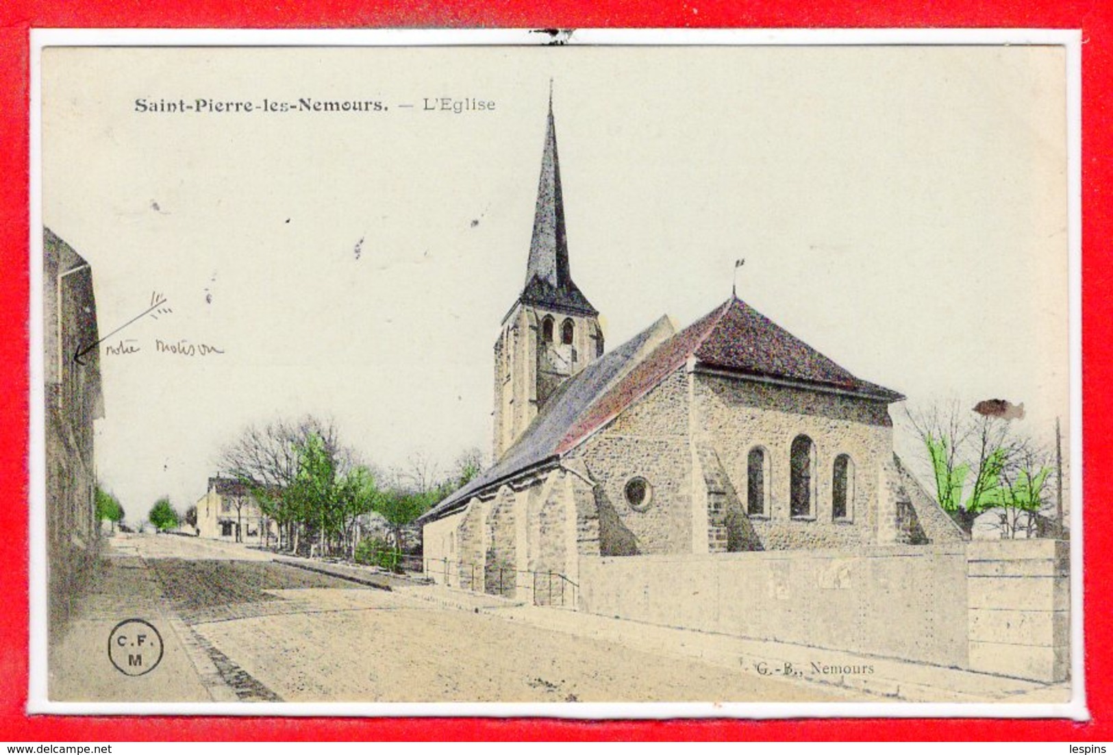 77 - SAINT  PIERRE les NEMOURS --  L'Eglise