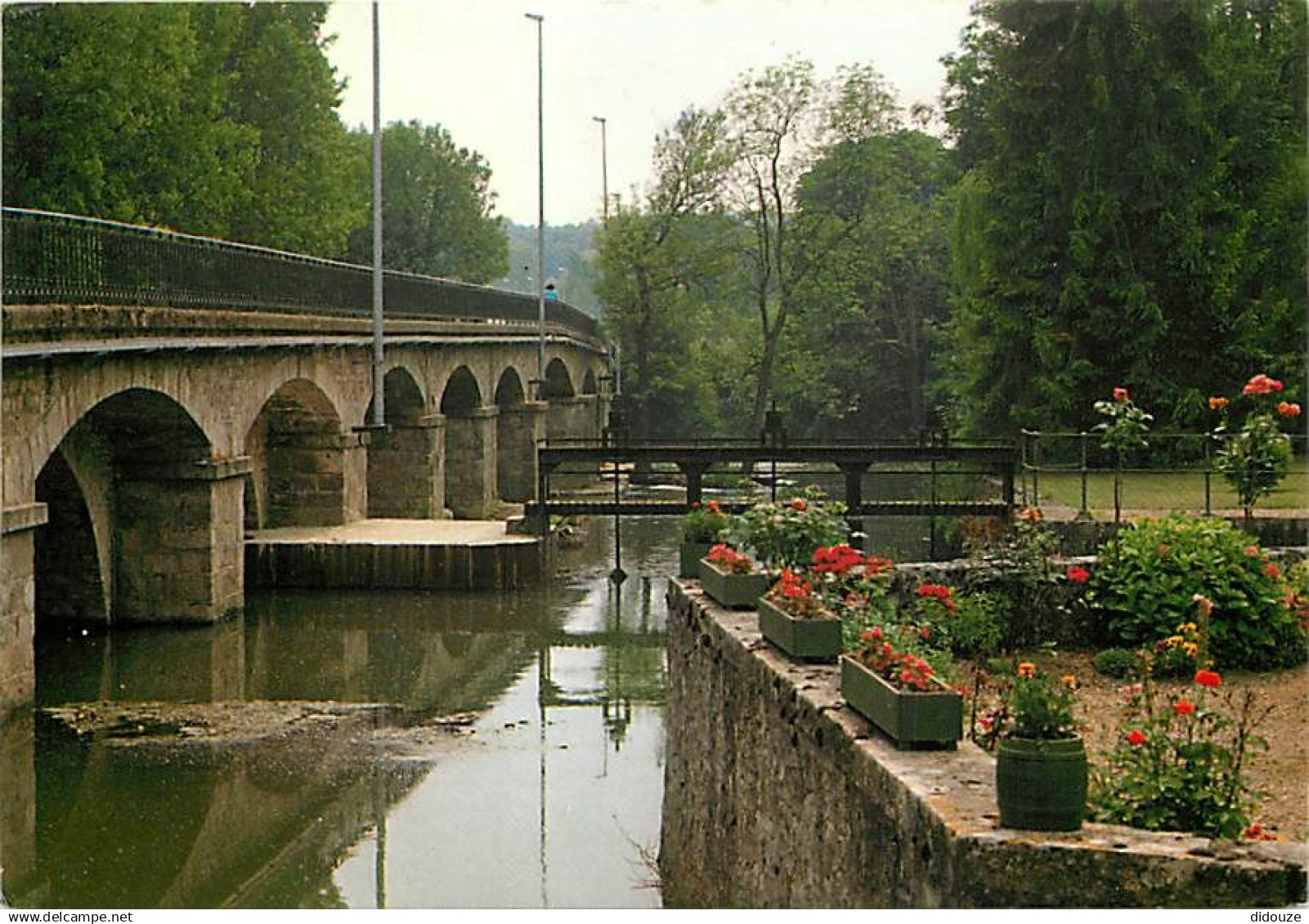 77 - Souppes sur Loing - Bords du Loing - Carte Neuve - CPM - Voir Scans Recto-Verso