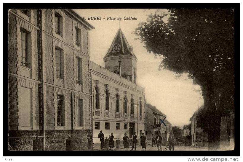 78 - Morainvilliers-Bures - Place du Chateau - 6