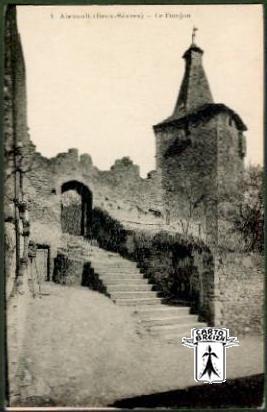 79 Airvault - 3  Airvault (Deux-Sèvres) - Le Donjon - cpa