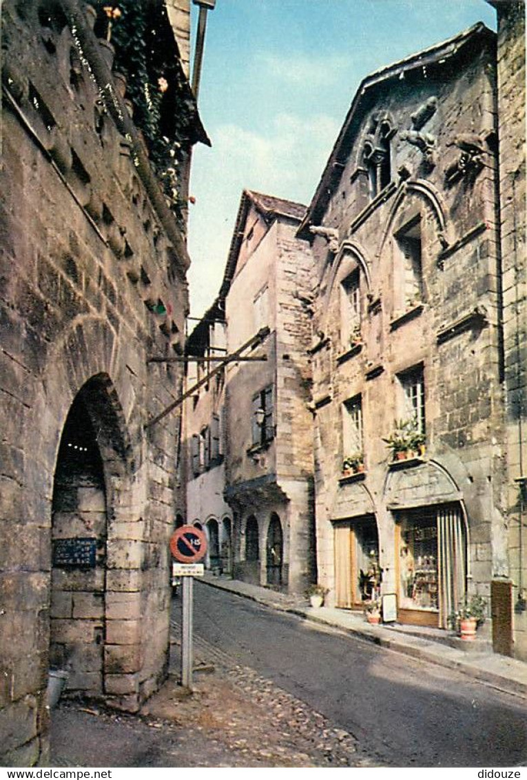 82 - Caylus - La maison des Loups - CPM - Voir Scans Recto-Verso