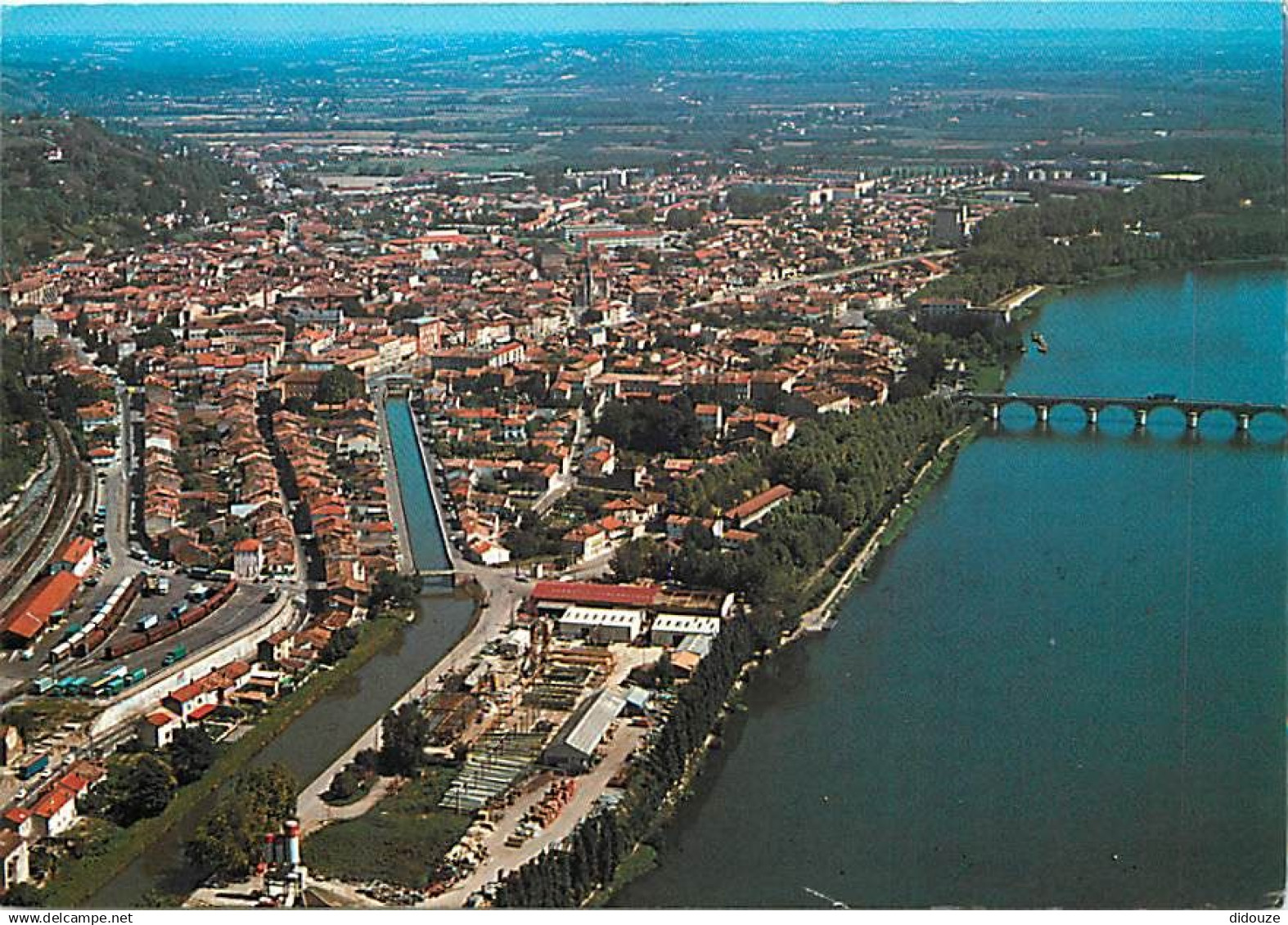 82 - Moissac - Vue Générale aérienne - Flamme Postale de Moissac - CPM - Voir Scans Recto-Verso