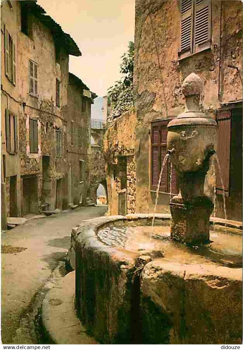 83 - Bargemon - Vieille Rue - Fontaine - CPM - Voir Scans Recto-Verso