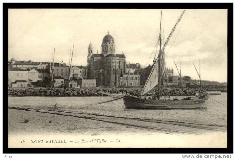 83 Saint-Raphaël eglise D83D K83118K C83118C RH061092