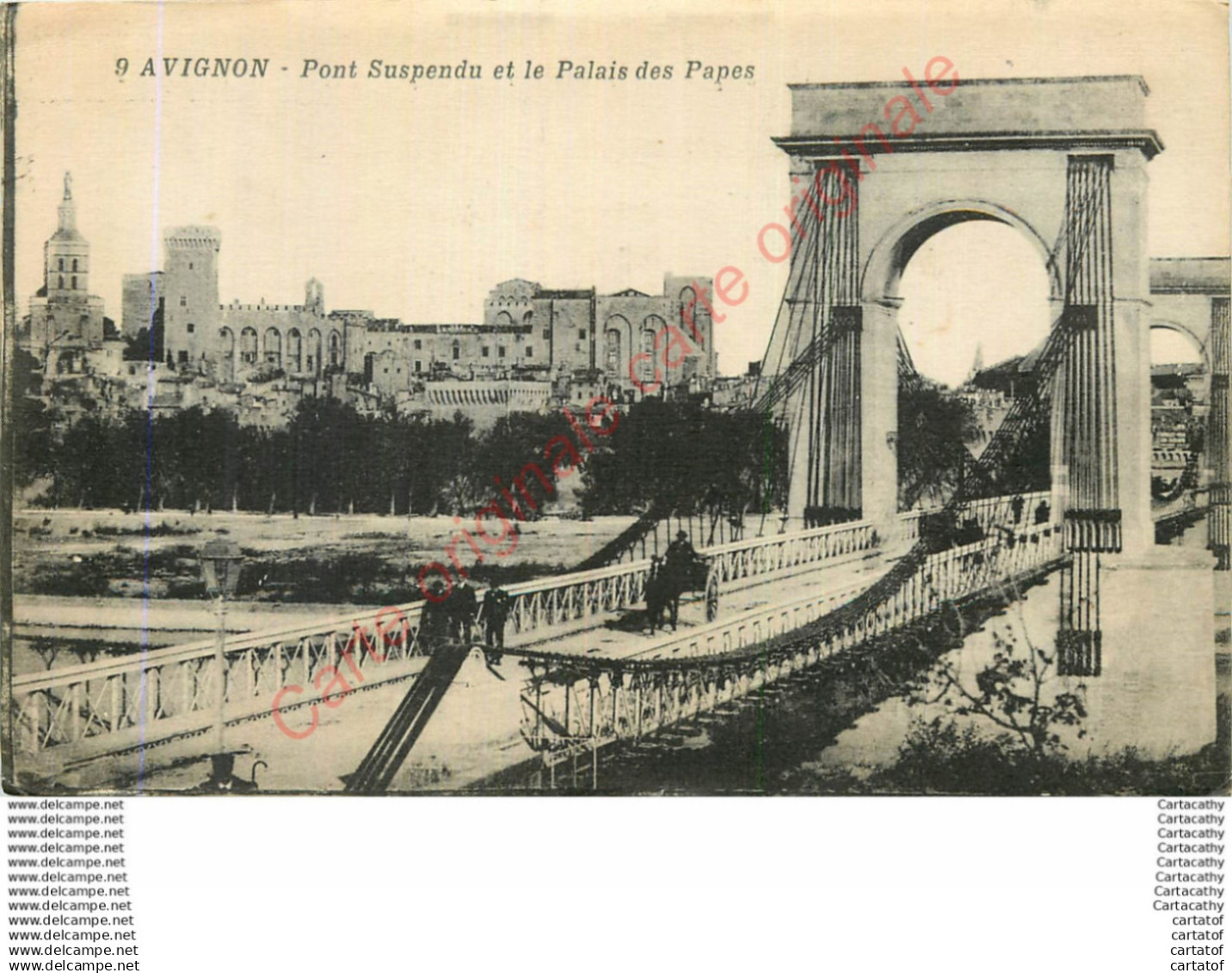 84.  AVIGNON .  Pont suspendu et Palais des Papes .