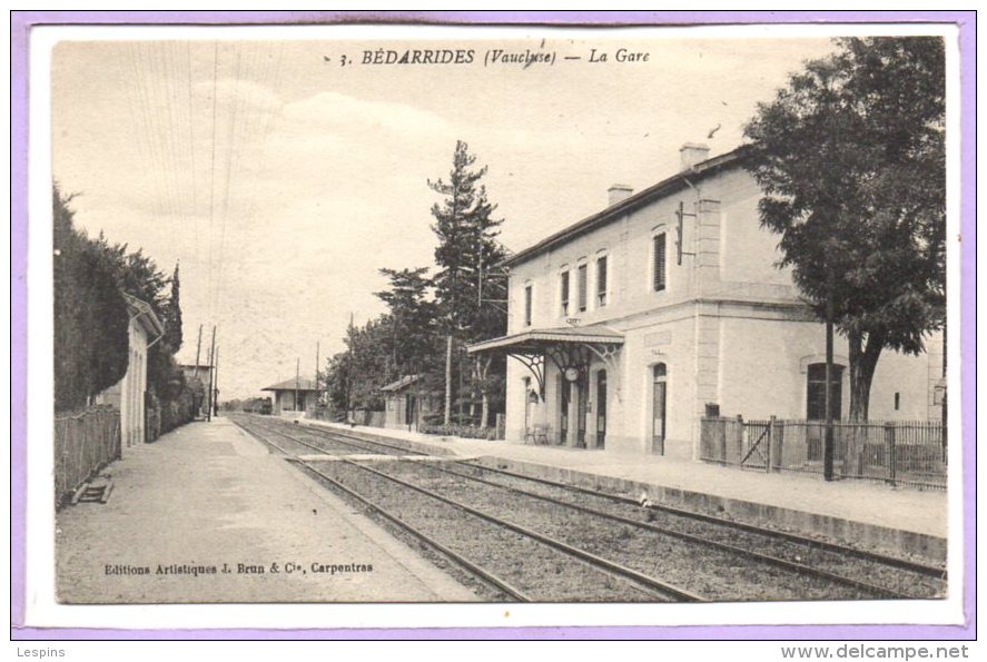 84 - BEDARRIDES --  La gare