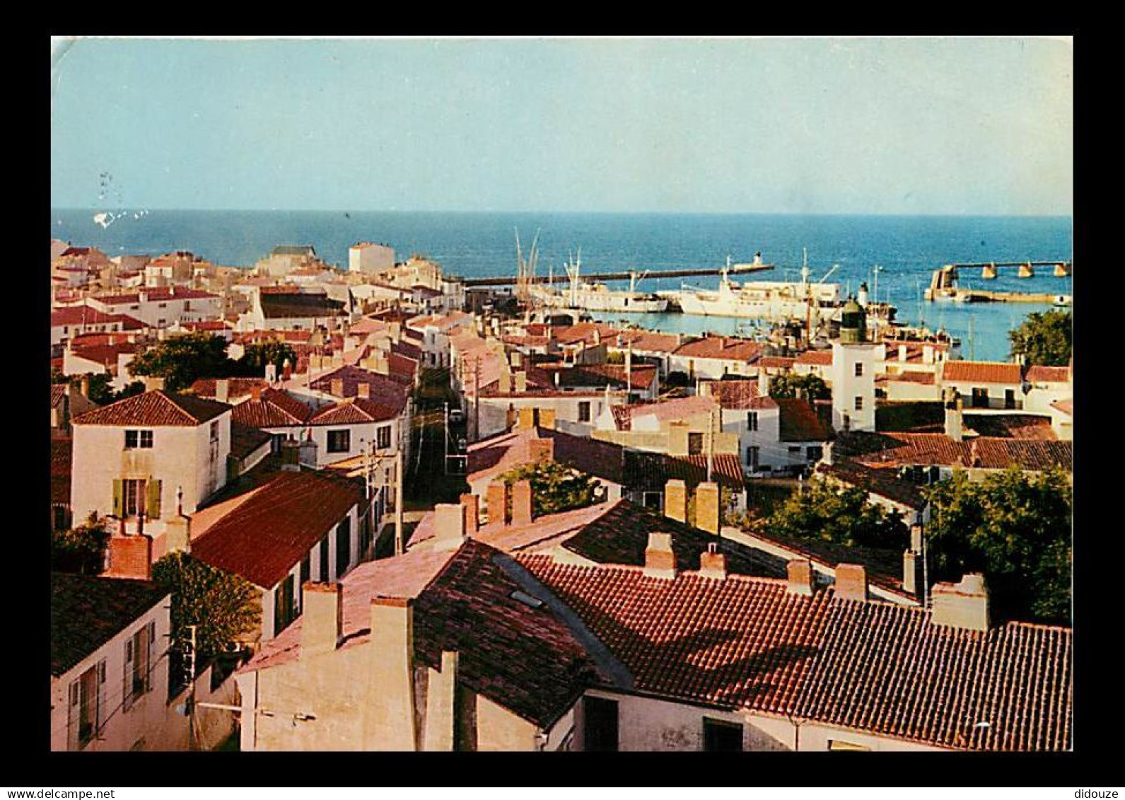 85 - Ile d'Yeu - Port Joinville - Vue panoramique - Bateaux - Flamme Postale de l'Ile d'Yeu - CPM - Voir Scans Recto-Ver