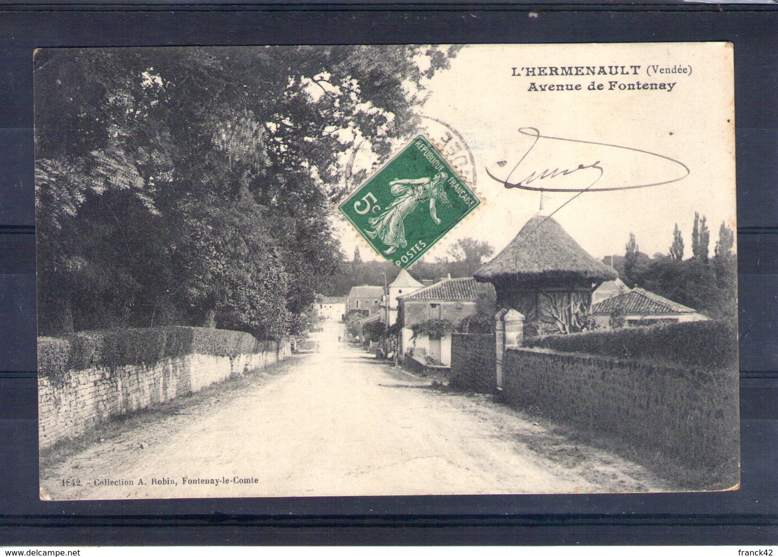 85. l'hermenault. avenue de fontenay