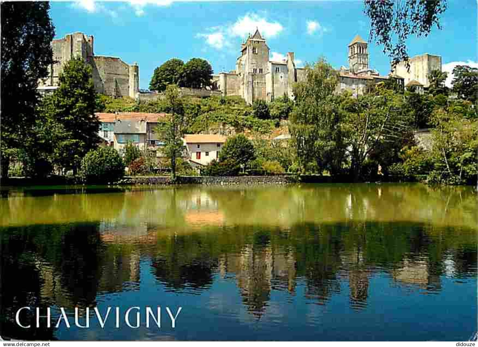 86 - Chauvigny - Vue Générale - CPM - Voir Scans Recto-Verso