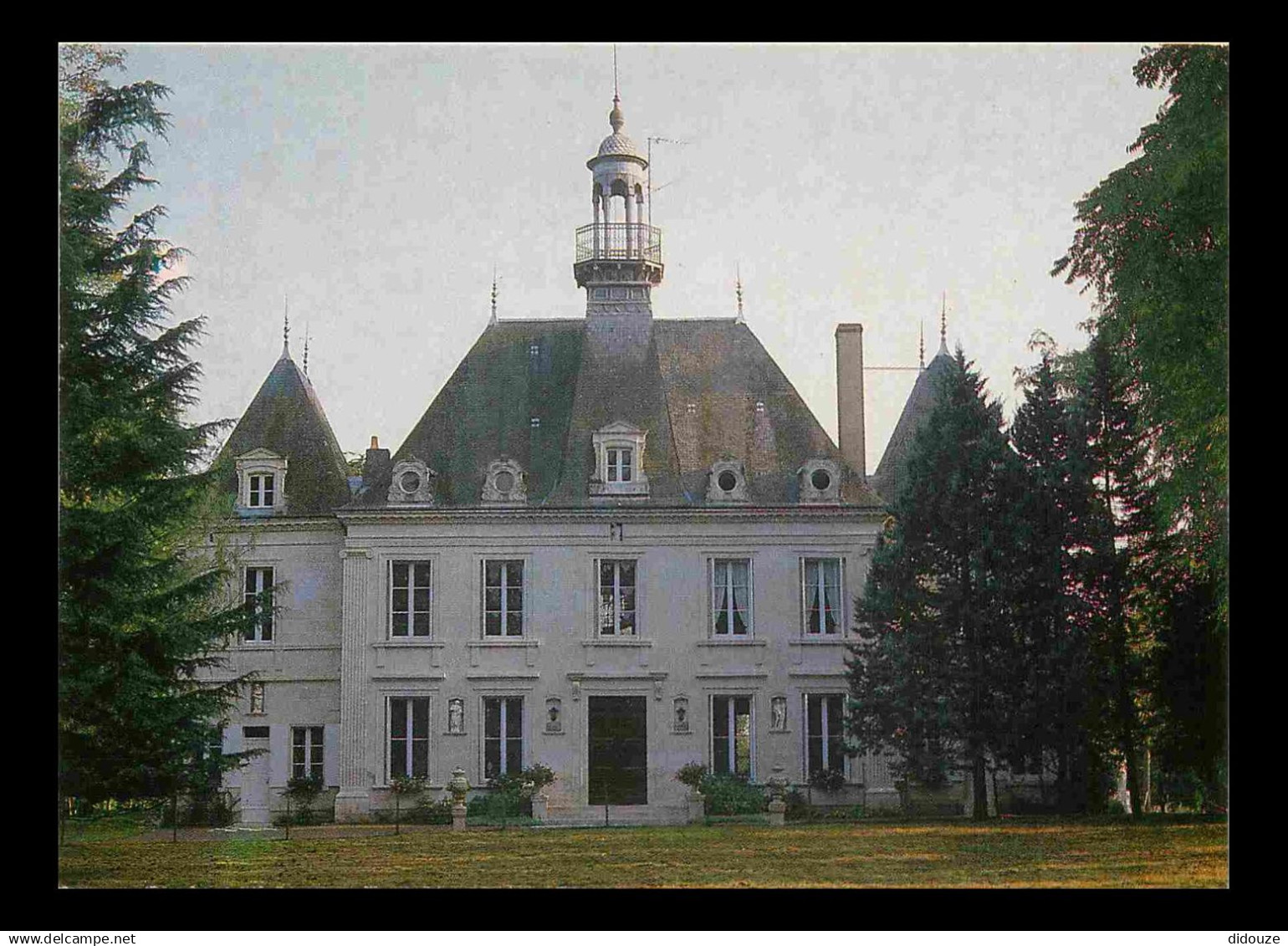 86 - Lencloitre - Le Château de La Grand Cour - CPM - Carte Neuve - Voir Scans Recto-Verso