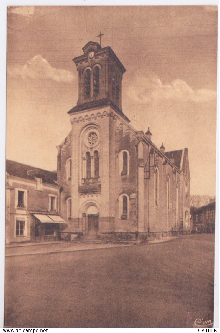 86 - ( VIENNE ) - SAINT GERVAIS LES TROIS CLOCHERS - L'EGLISE