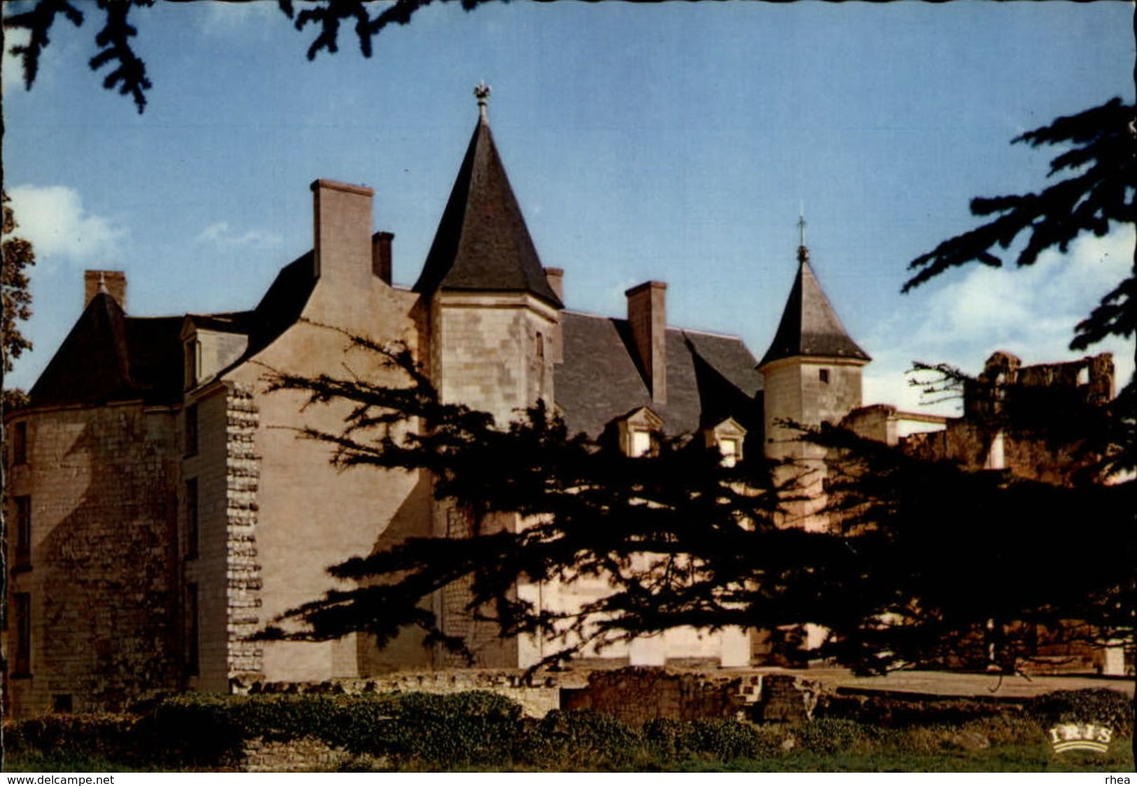 86 - VOUNEUIL-SUR-VIENNE  - chateau