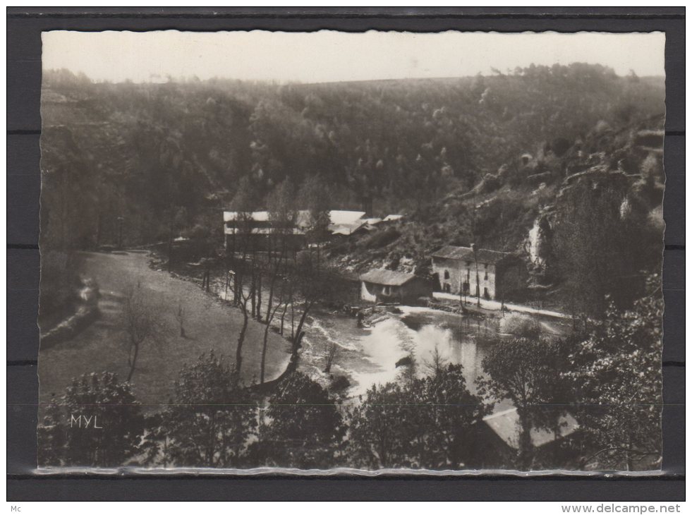 87 - Chateauponsac - Vue panoramique - carte Photo