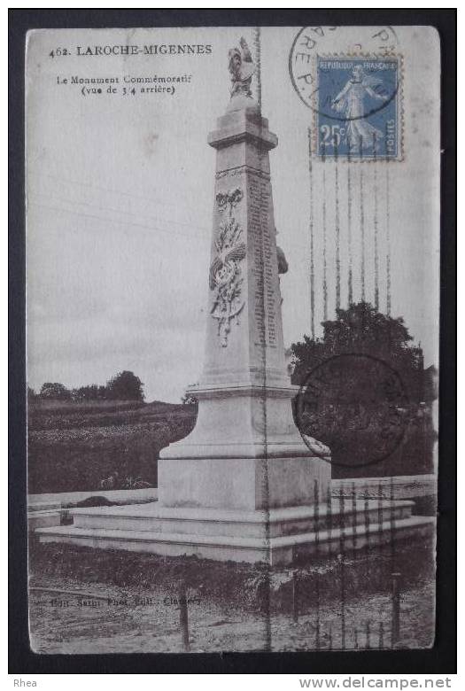 89 Laroche-Saint-Cydroine monument aux morts    D89D  K89257K  C89218C RH037360