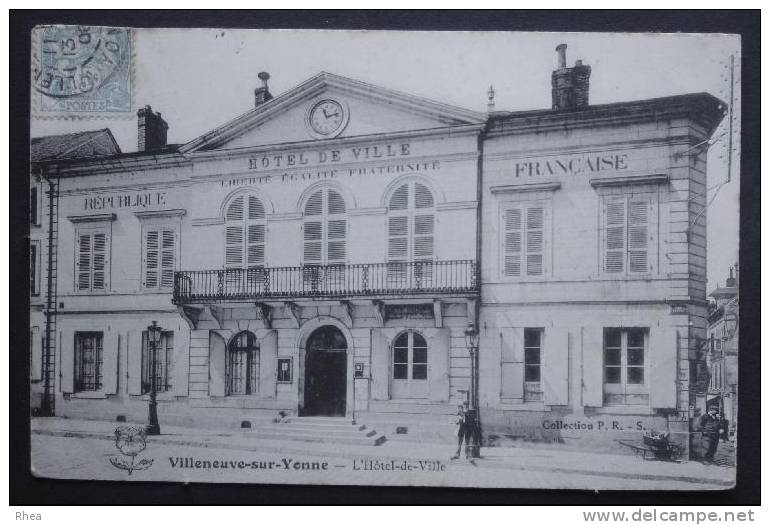 89 Villeneuve-sur-Yonne mairie hotel de ville    D89D  K89464K  C89464C RH037835