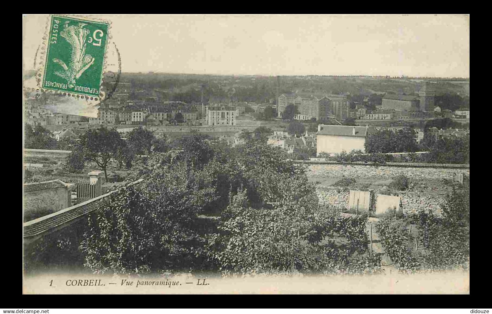 91 - Corbeil Essonnes - Vue panoramique - CPA - Voir Scans Recto-Verso