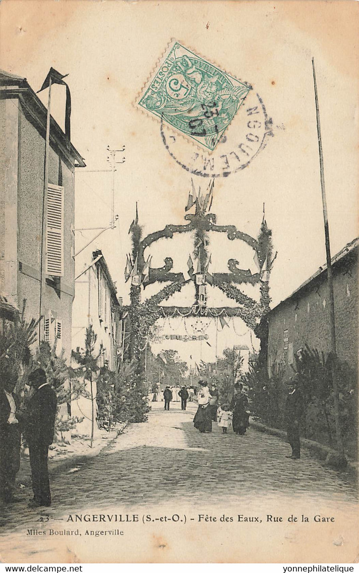 91 - ESSONNE - ANGERVILLE - fête des Eaux, rue de la gare - léger défaut  coupure voir scans - 10087