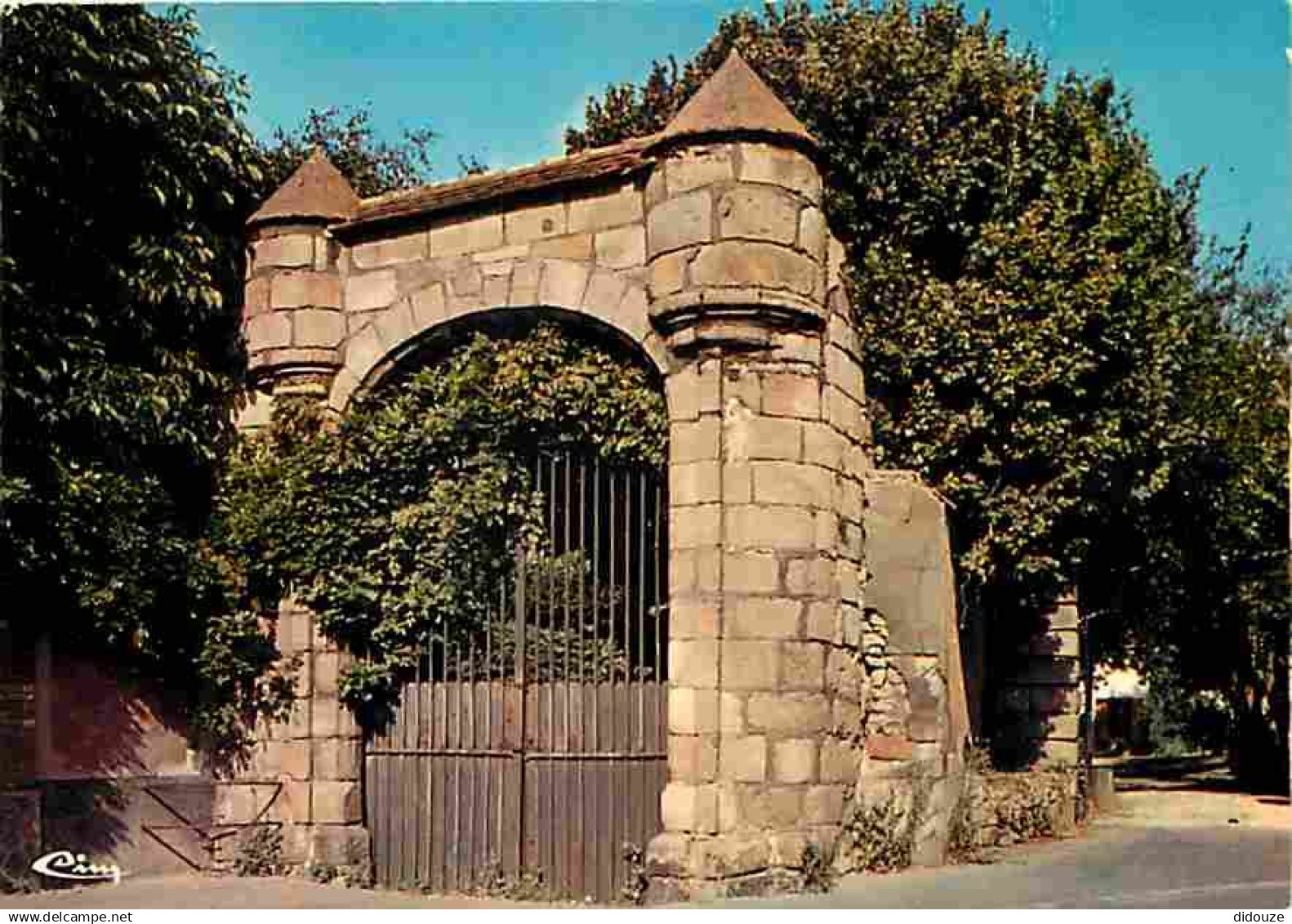 91 - Orsay - La Vieille Porte - CPM - Voir Scans Recto-Verso