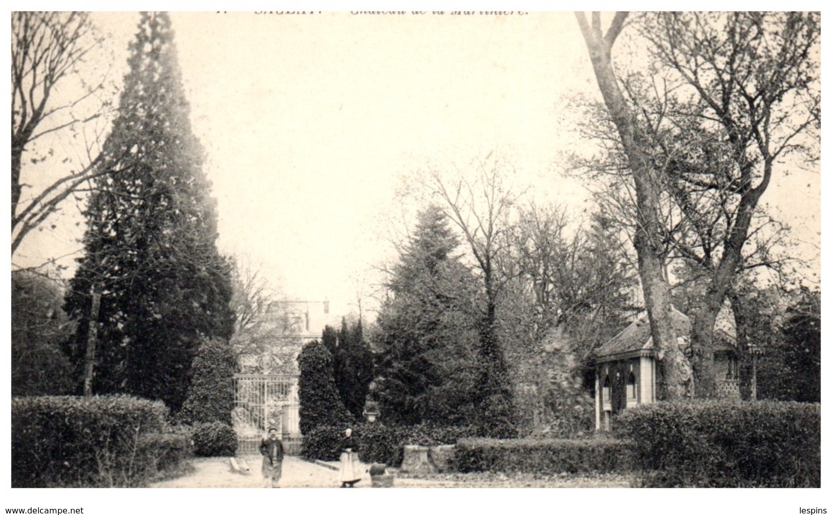 91 - SACLAY --  Château de la Martinière