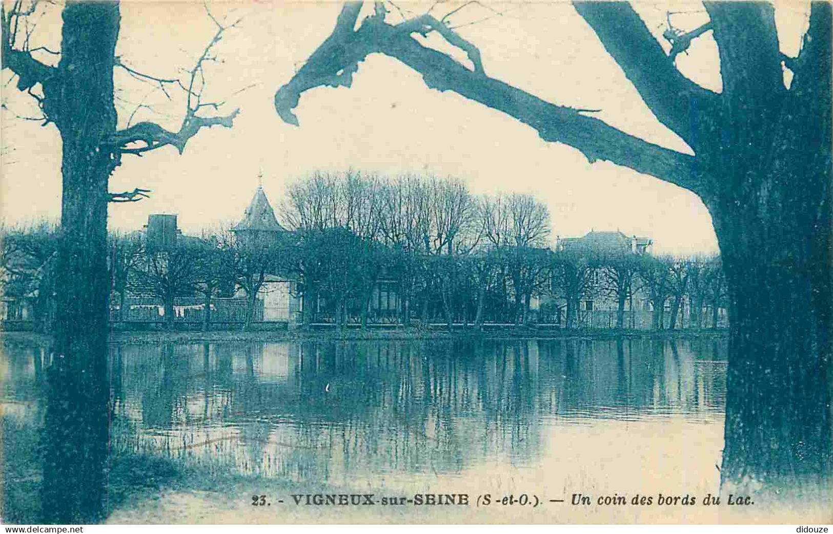 91 - Vigneux sur Seine - Un coin des bords du Lac - CPA - Oblitération ronde de 1932 - Voir Scans Recto-Verso