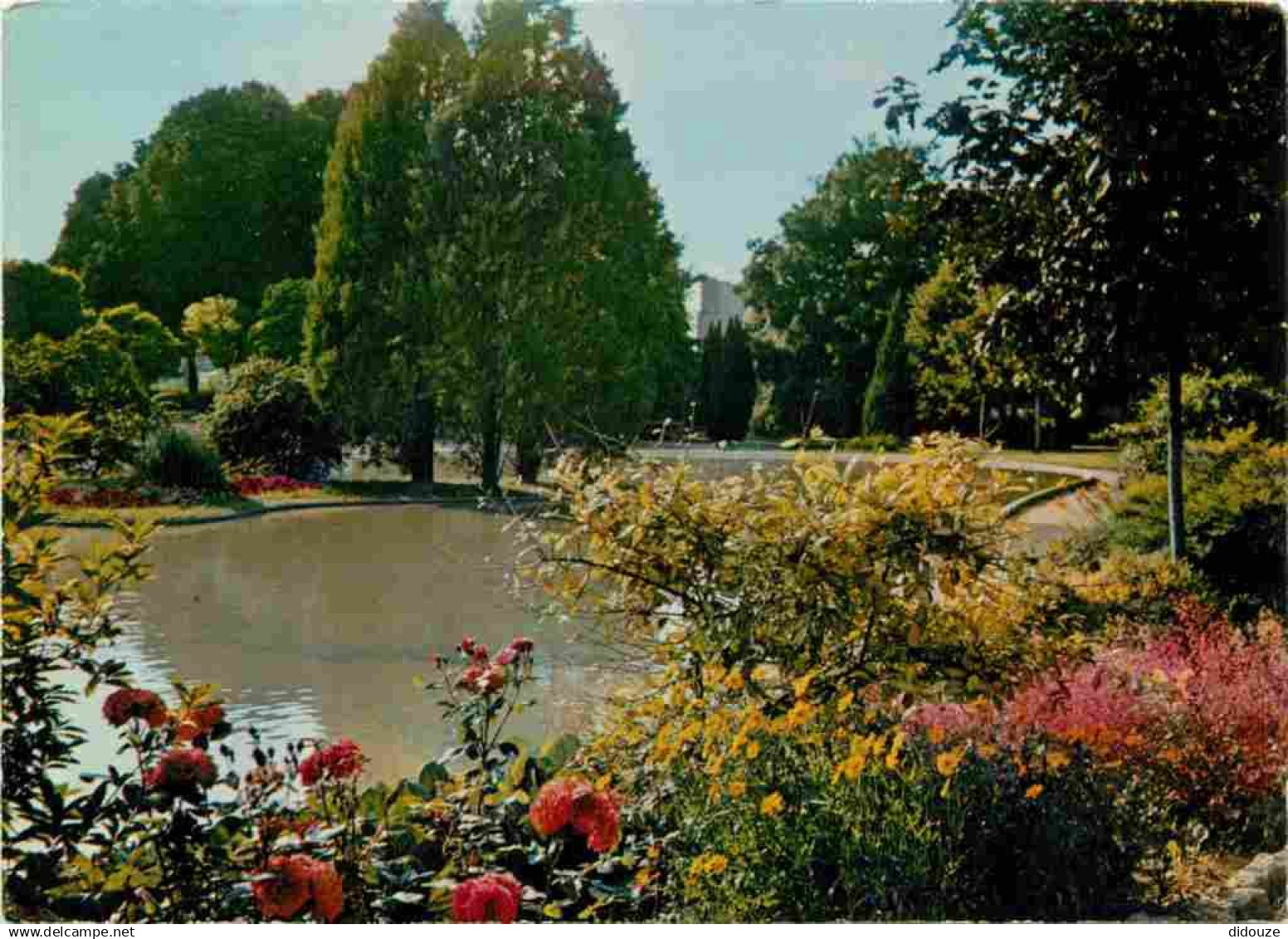 92 - Malakoff - Le Parc - CPM - Voir Scans Recto-Verso