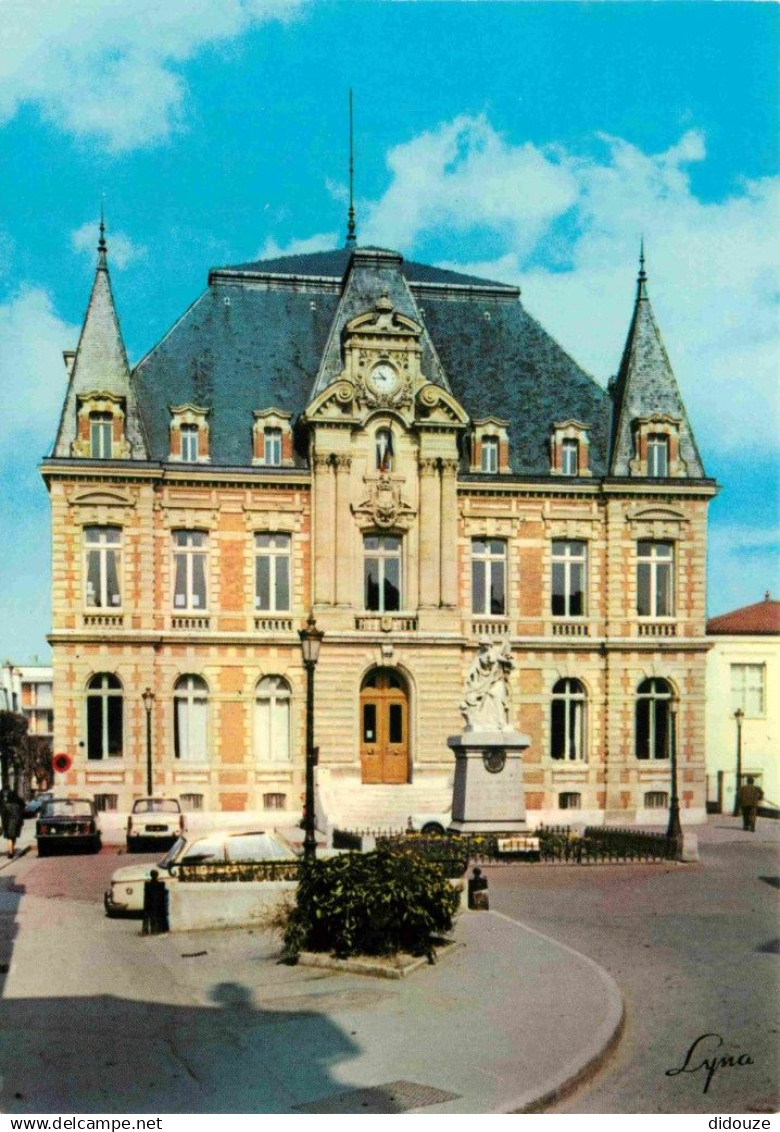 92 - Rueil-Malmaison - Hotel de Ville - CPM - Voir Scans Recto-Verso