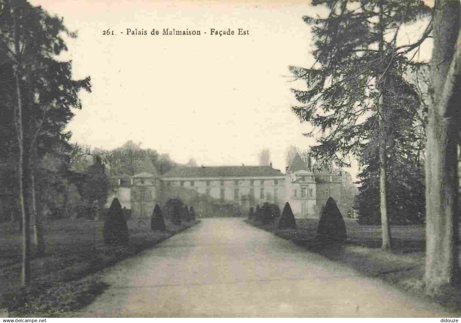 92 - Rueil Malmaison - Le Chateau - CPA - Voir Scans Recto-Verso