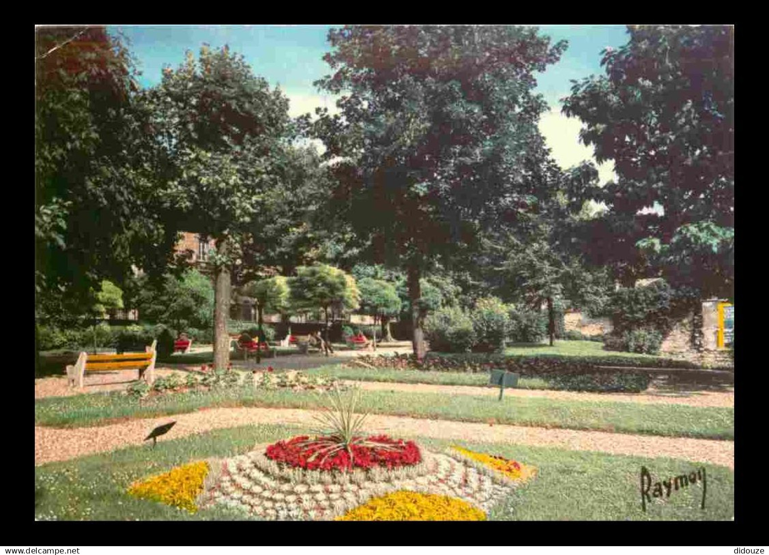 92 - Vanves - Le Jardin de la Mairie - CPM - Voir Scans Recto-Verso