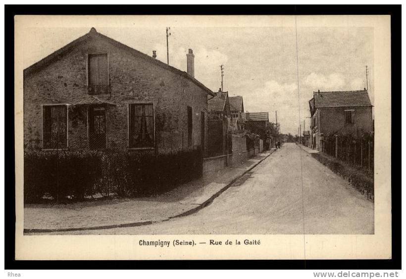 94 Champigny-sur-Marne D94D K94015K C94017C RH089864