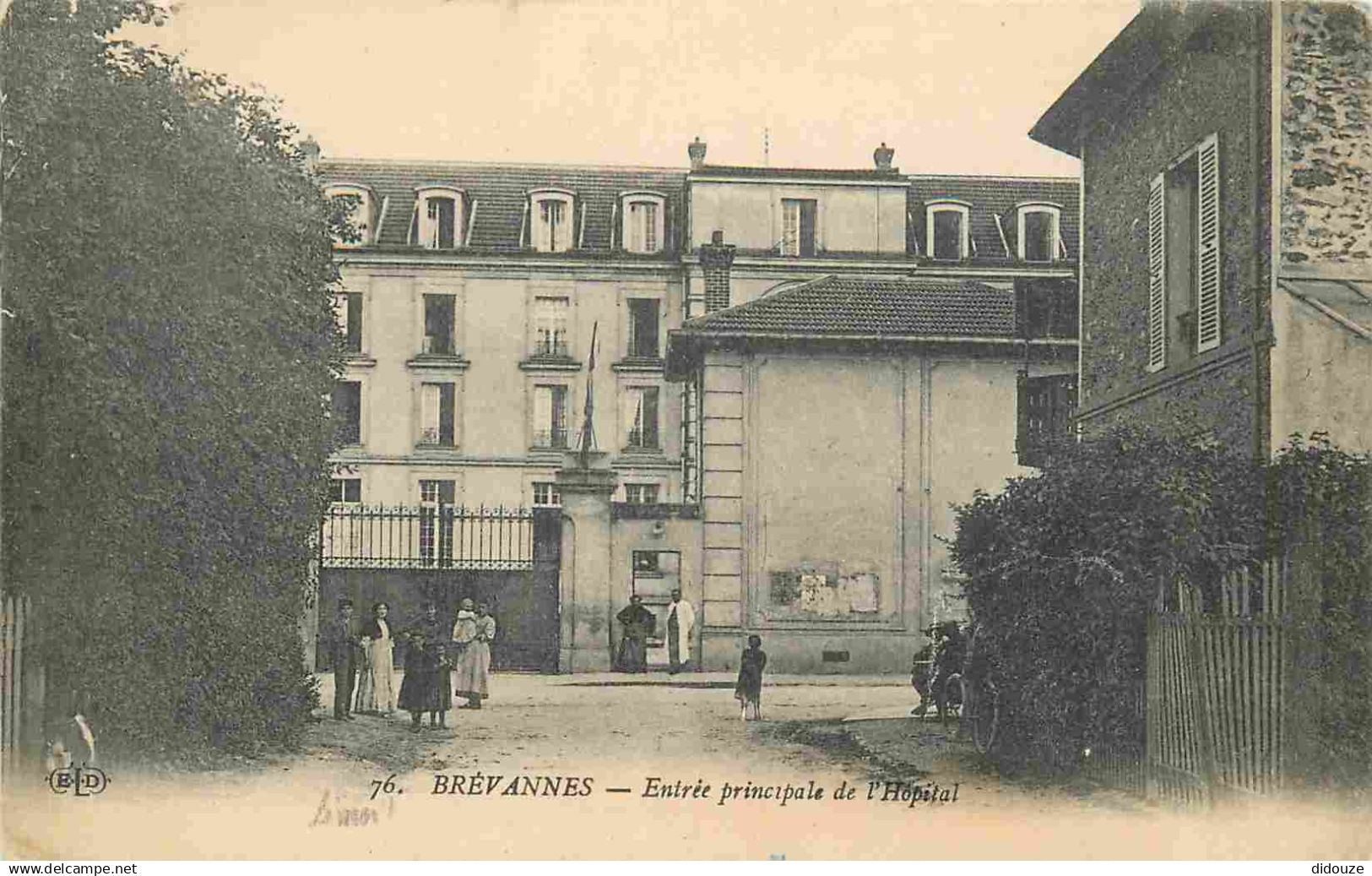 94 - Limeil Brevannes - Brévannes - Entrée principale de l'Hopital - Animée - Correspondance - CPA - Voyagée en 1916 - V