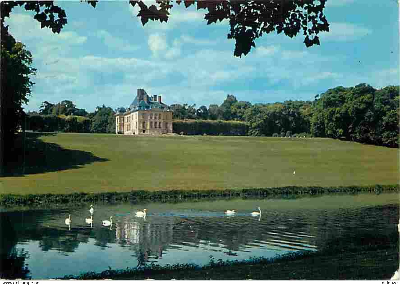 94 - Ormesson sur Marne - Le château d'Ormesson - Cygnes - CPM - Voir Scans Recto-Verso