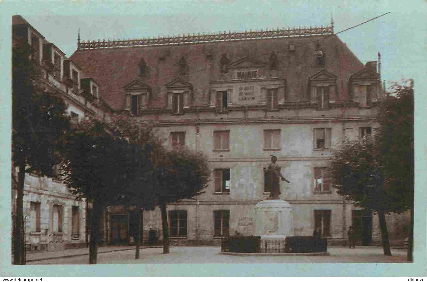 94 - Villejuif - Mairie - CPA - Voir Scans Recto-Verso