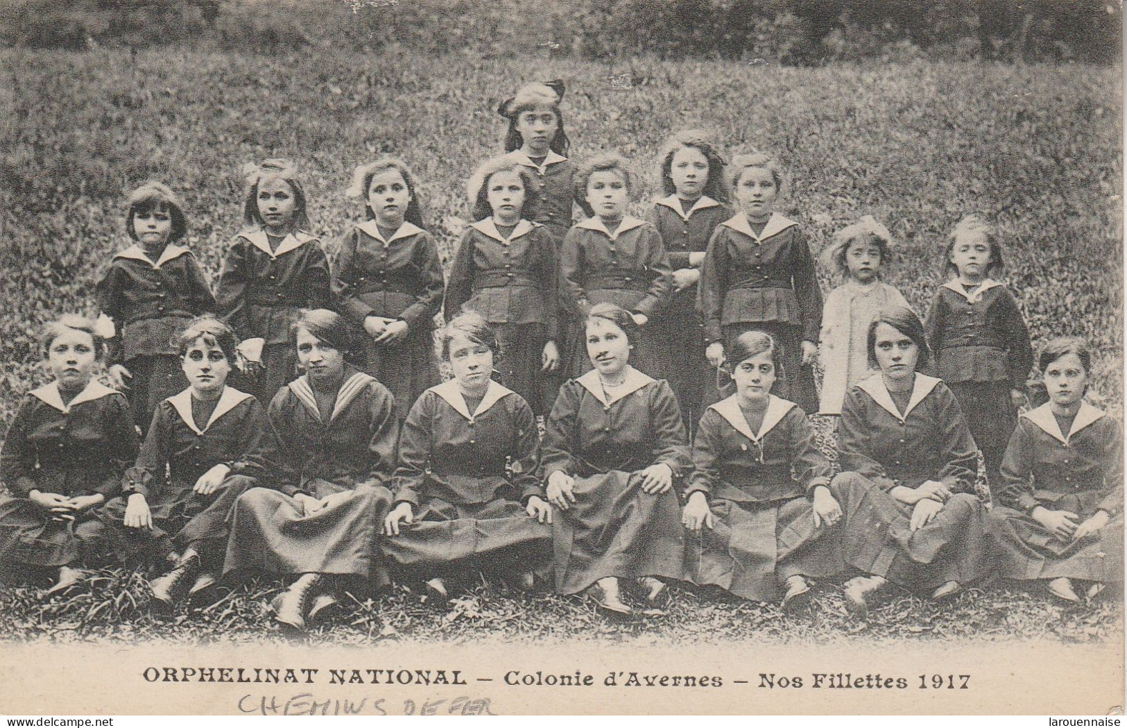 95 - AVERNES - Orphelinat National - Colonie d' Avernes - Nos Fillettes 1917