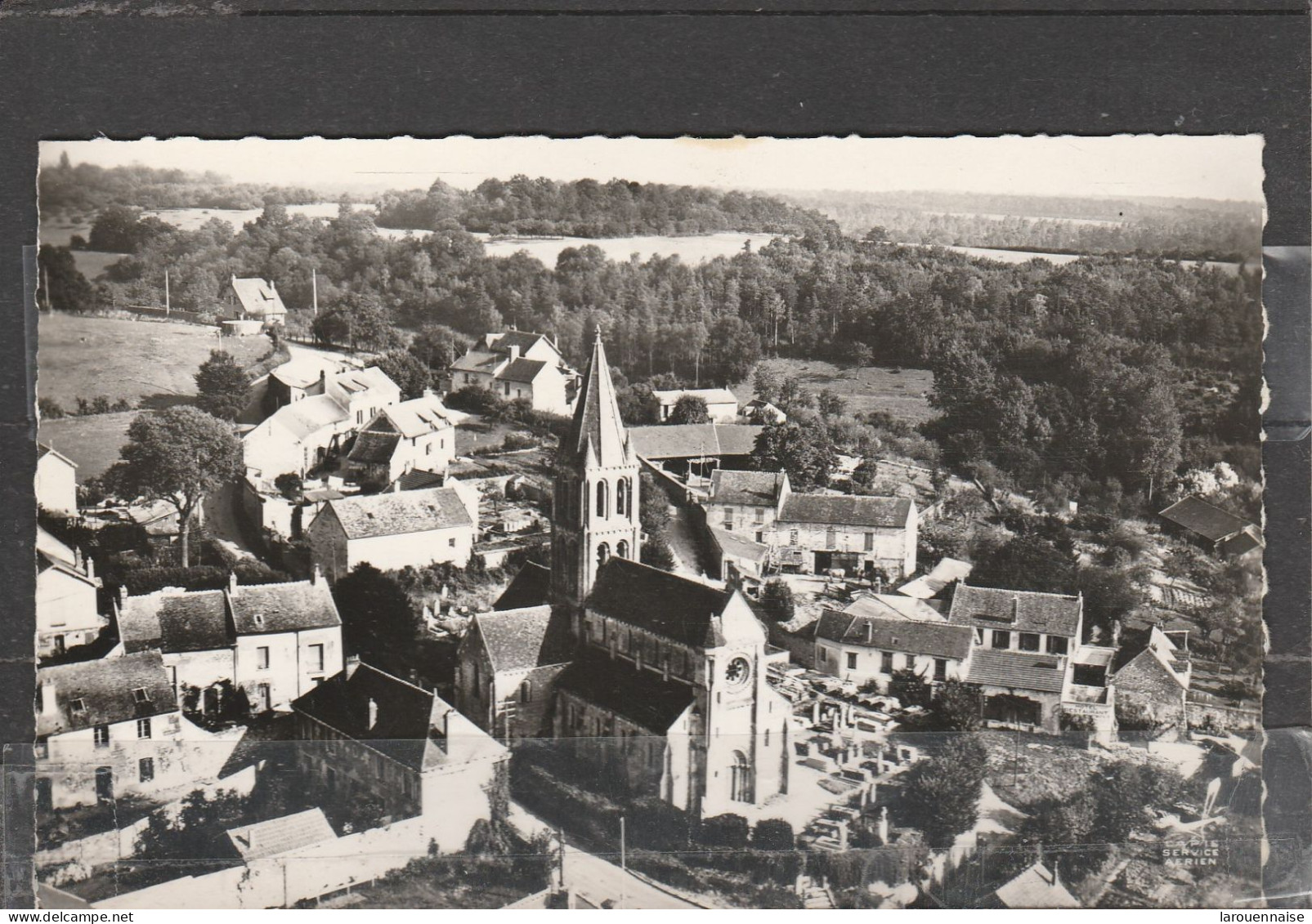 95 - SANTEUIL - En avion au dessus de ... Santeuil - L' Eglise