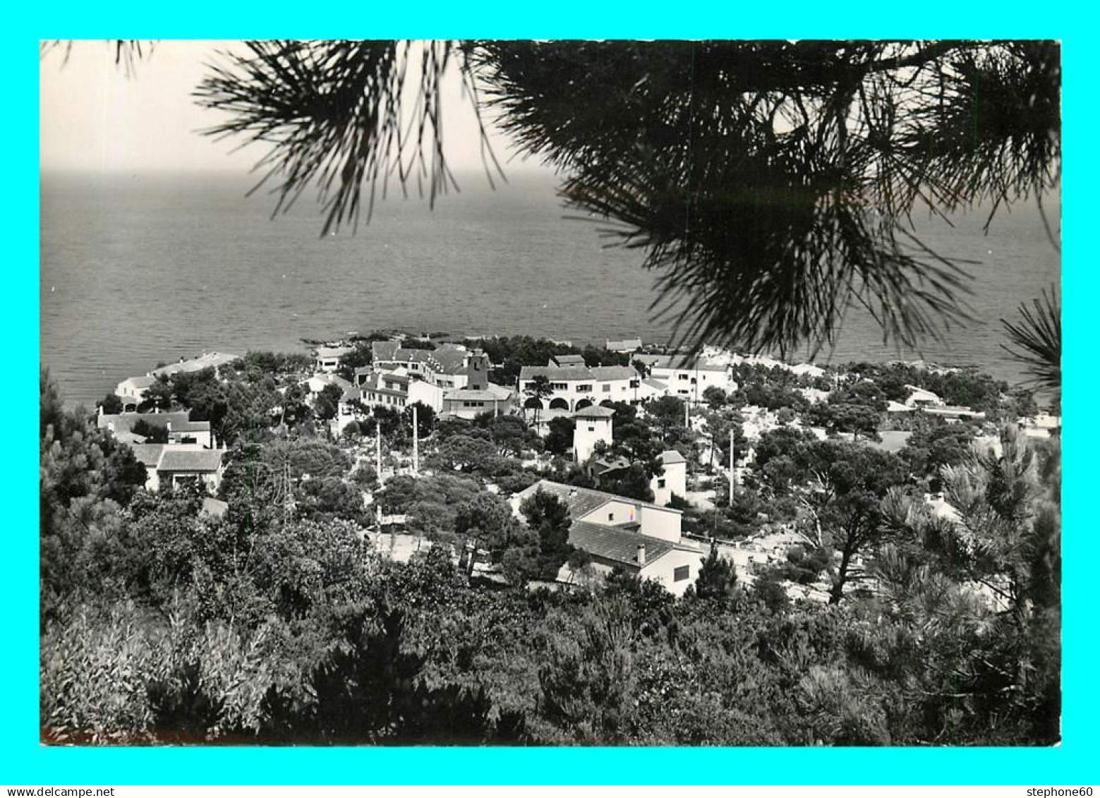 a759 / 487 83 - LES ISSAMBRES Calanques des Issambres Village Provencal