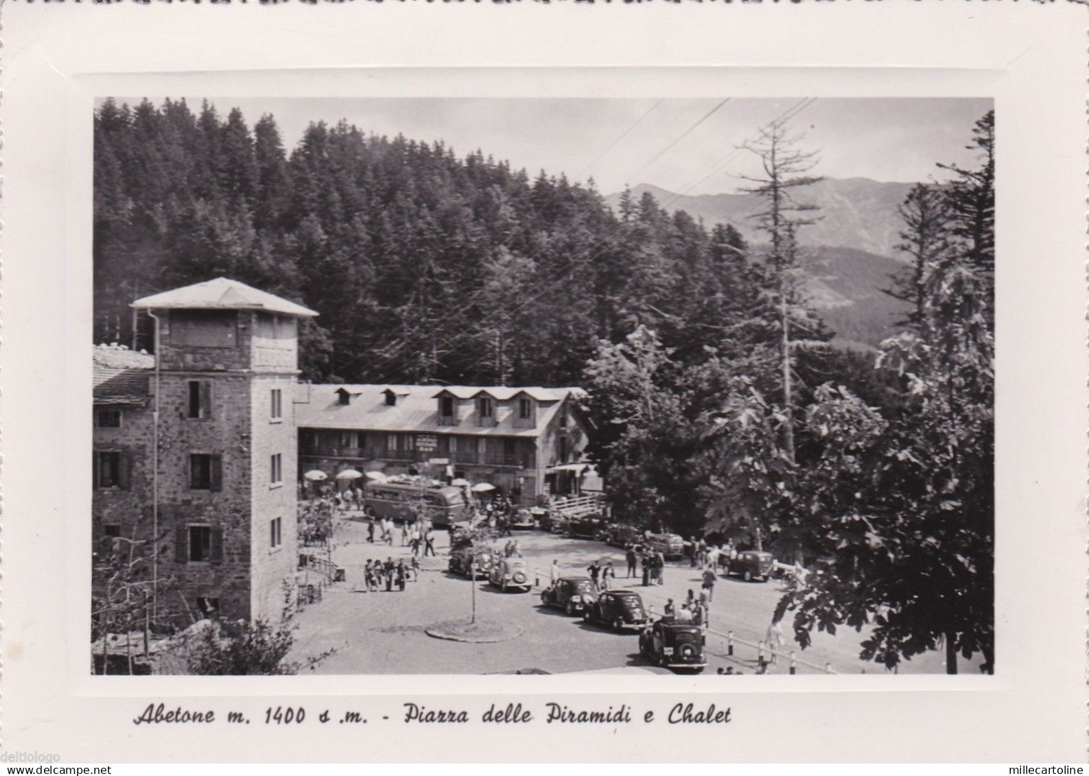 # ABETONE: PIAZZA DELLE PIRAMIDI E CHALET