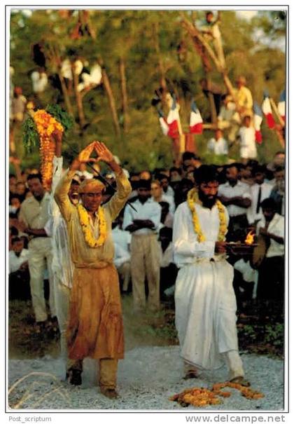 Afrique - La Réunion - marche dans le feu (rite malabar)