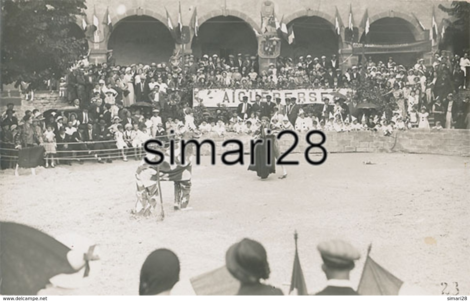 AIGUEPERSE - CARTE PHOTO CARNAVAL - CAVALCADE