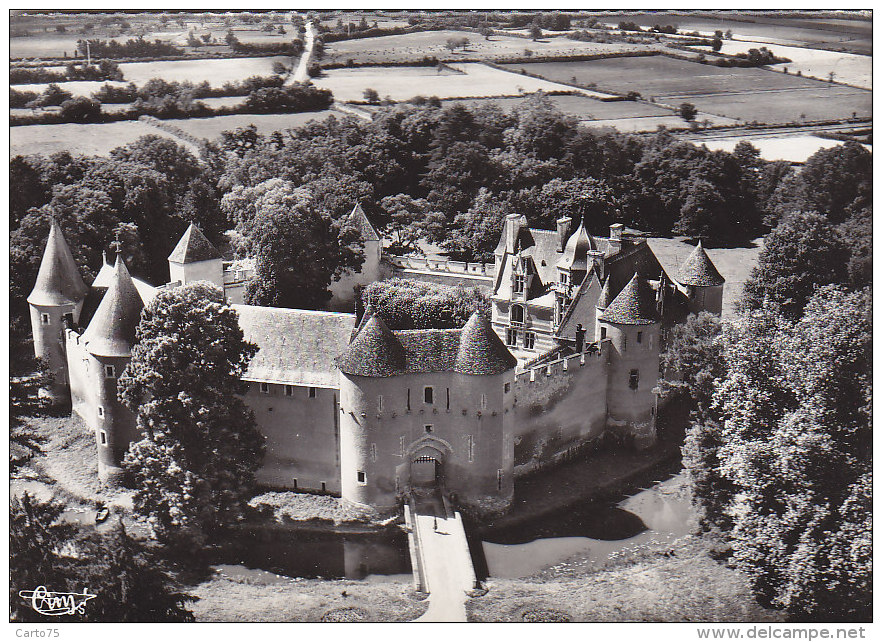 Ainay le Vieil - Parc et Château