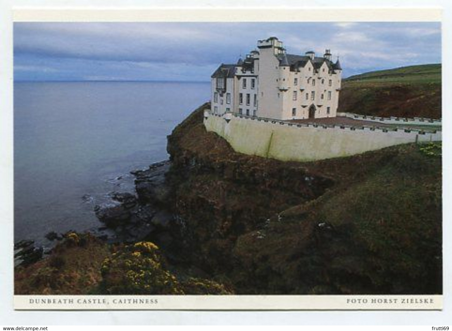 AK 037993 SCOTLAND - Caithness - Dunbeath Castle