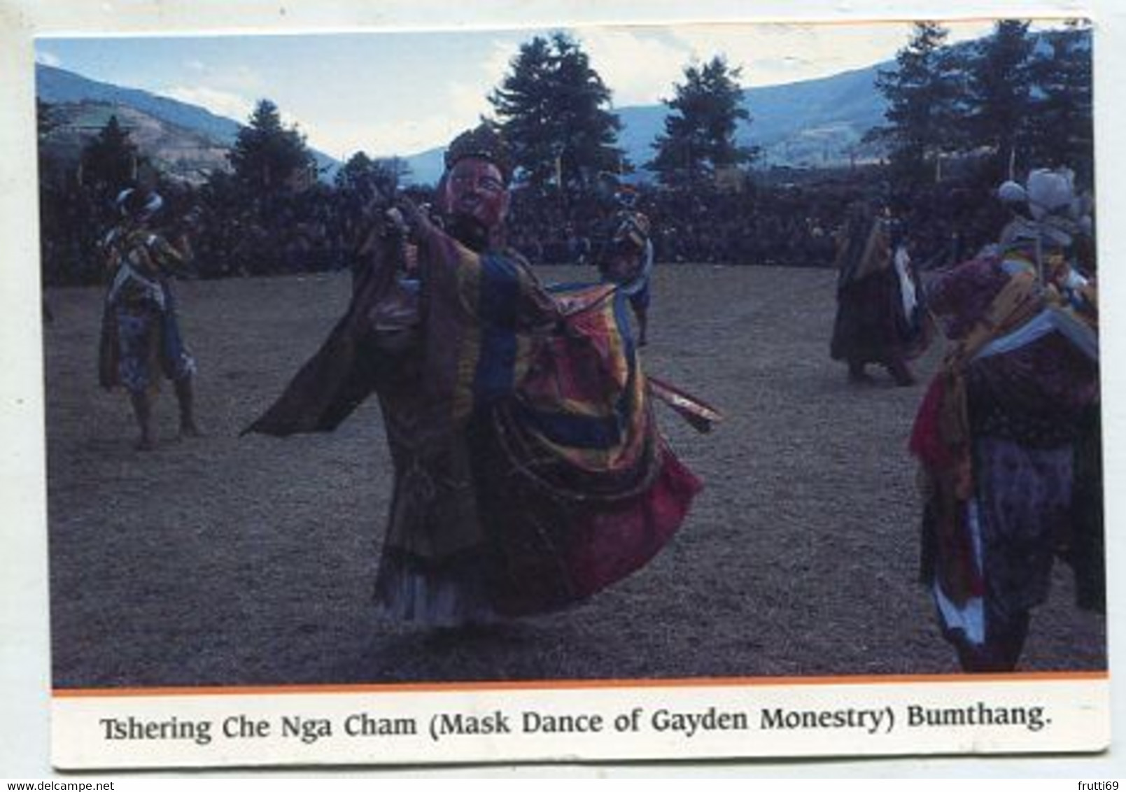 AK 111691 BHUTAN - Bumthang- Tshering Che Nga Cham