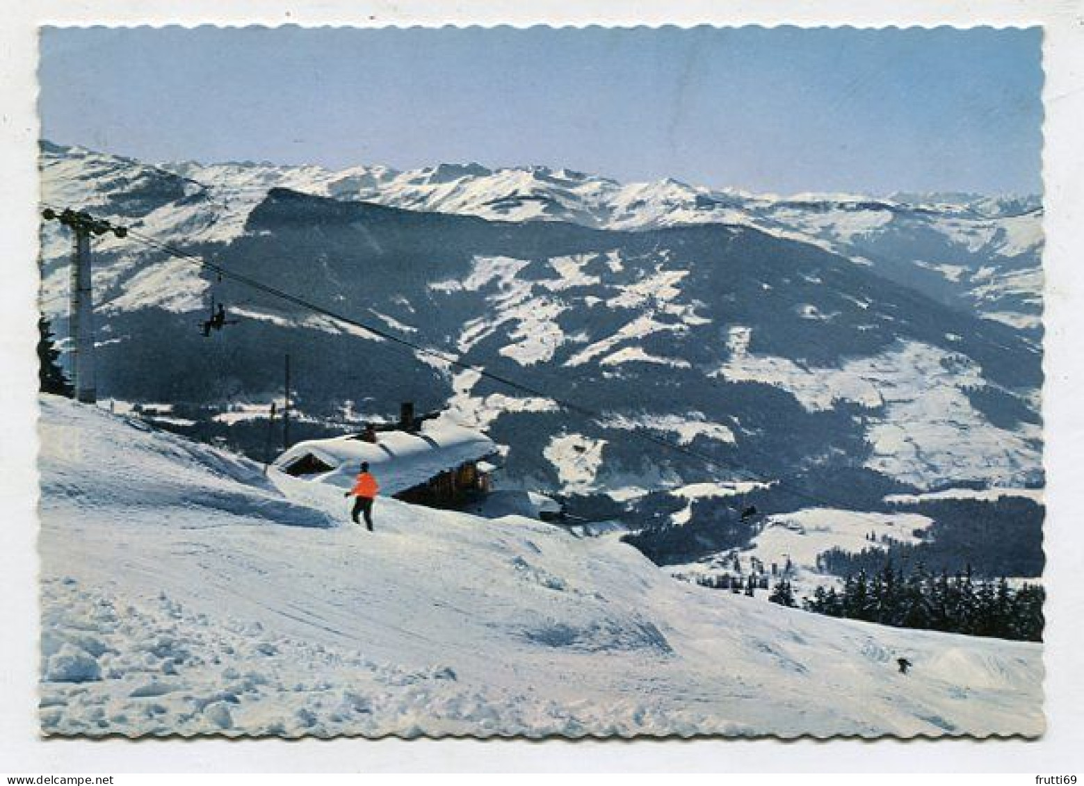 AK 146039 AUSTRIA - Westendorf - Alpenrosenhütte und Lift gegen Wildschönau