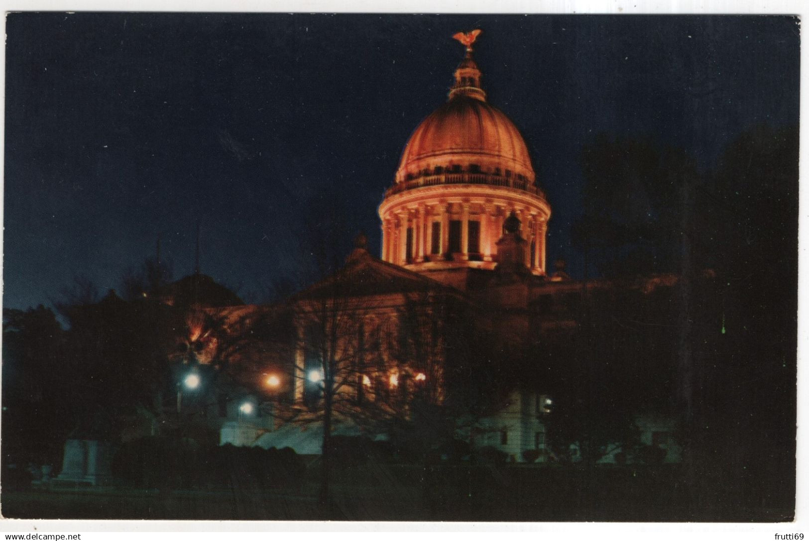 AK 227476 USA - Mississippi - Jackson - State Capitol