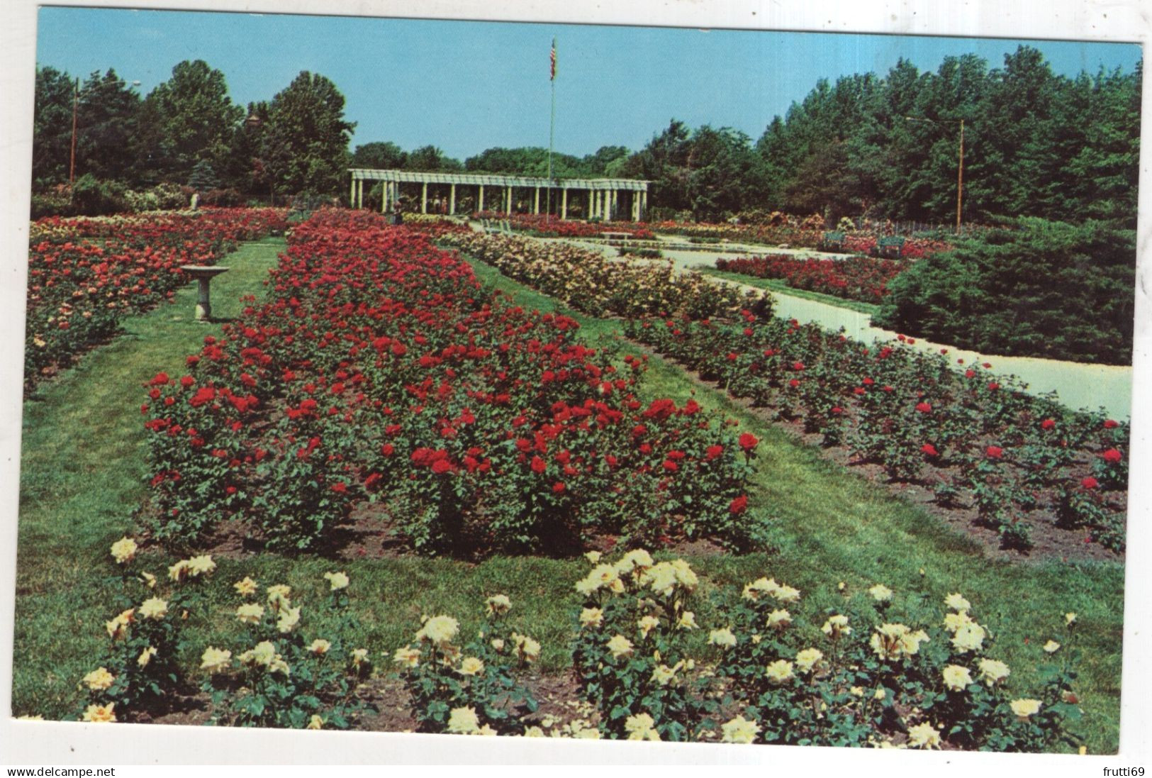 AK 235065 USA - Kansas - Topeka - Reinisch Rose Garden