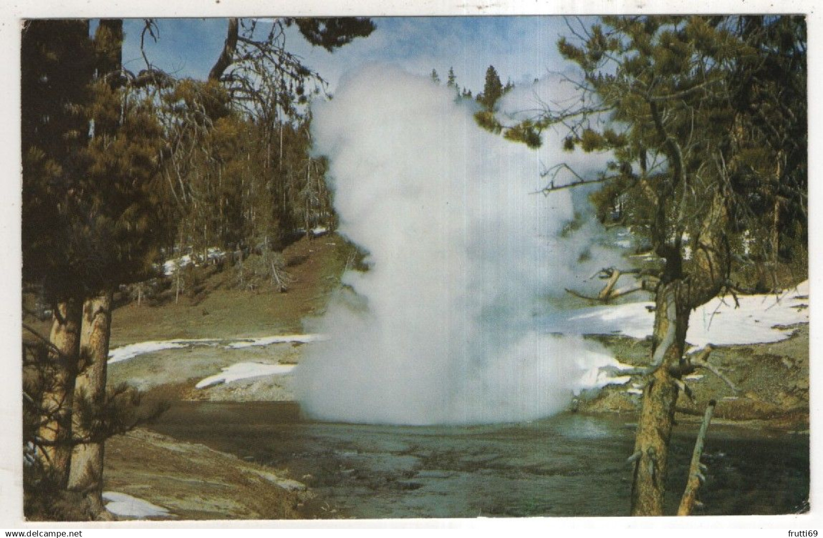 AK 236900 USA - Wyoming - Yellowstone - Riverside Geyser