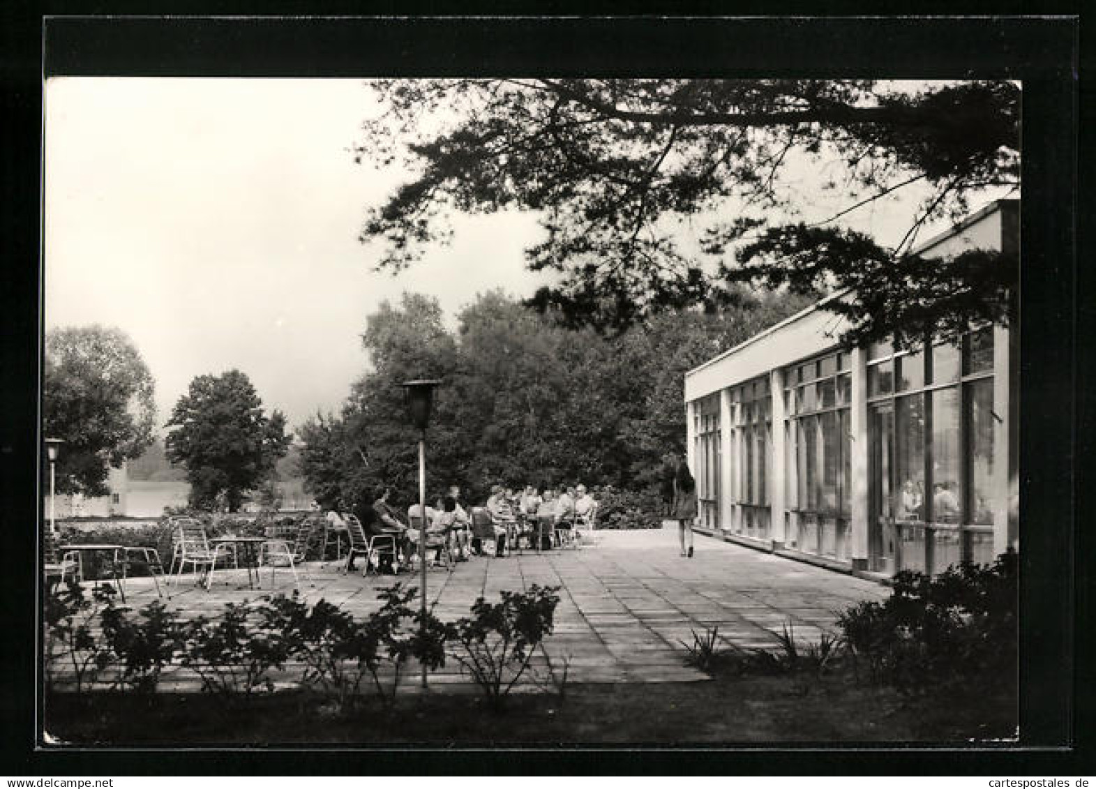 AK Ahrensdorf /Templin, Terrasse der Gaststätte am Lübbensee