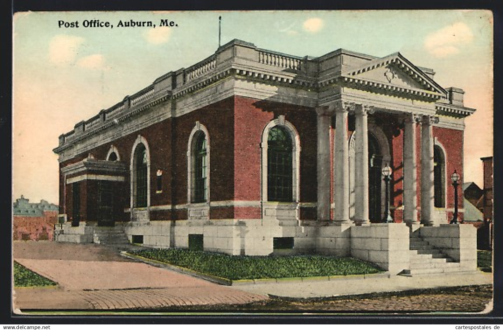 AK Auburn, ME, Post Office